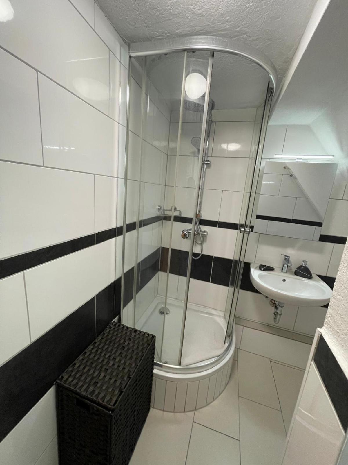 Apartment Apisha 3 *